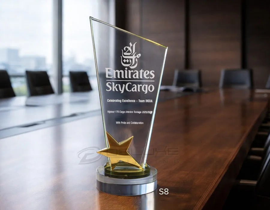 crystal-trophies-Lahore in Lahore