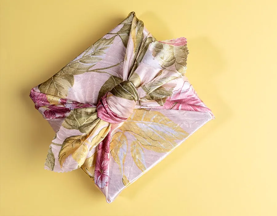 Fabric wrap in Lahore