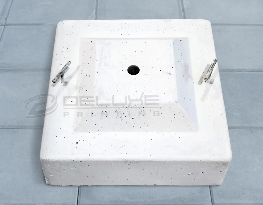 Square Concrete Base (75 kgs)
