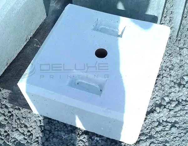 Square Concrete Base (75 kgs)